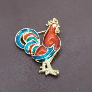 Nice Rooster Gold Tone Brooch emanel colors 2x2.5"