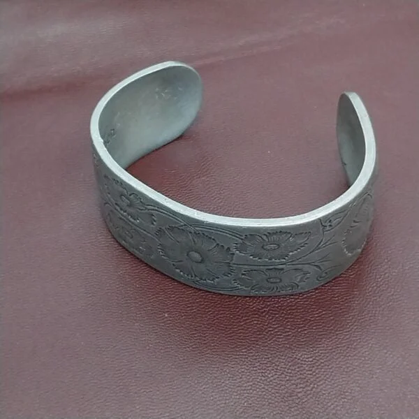 Sallsbury Pewter Handcuff Bracelet Month of October Bracelet ! - Image 7