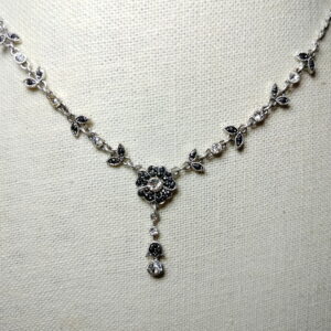 Stunning Nina Ricci floral collar necklace.