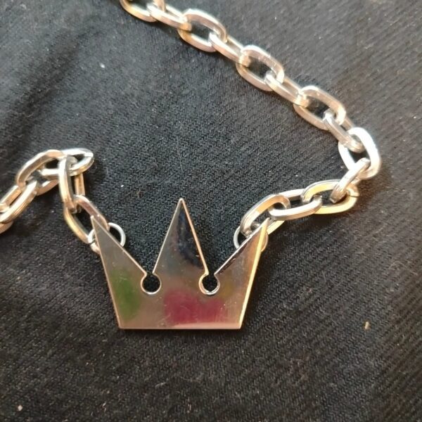 signed Disney Kingdom hearts pendant silver plated necklace