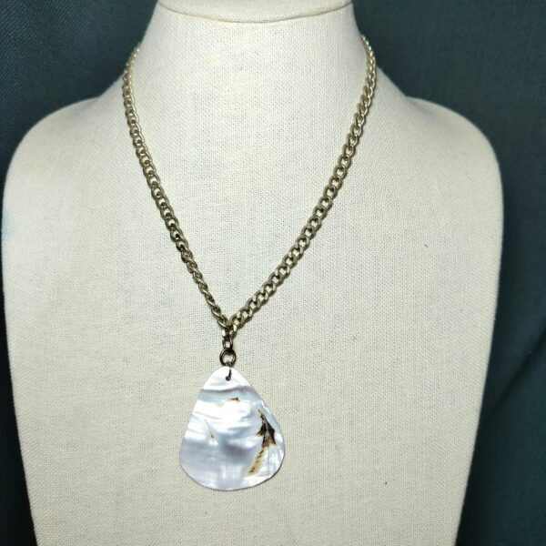 Gold tone fresh water pearl necklace