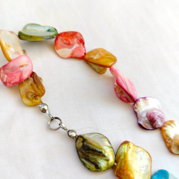 Boho Chic Colorful Mix of Mother of Pearl Shell chunky Necklace - Image 6