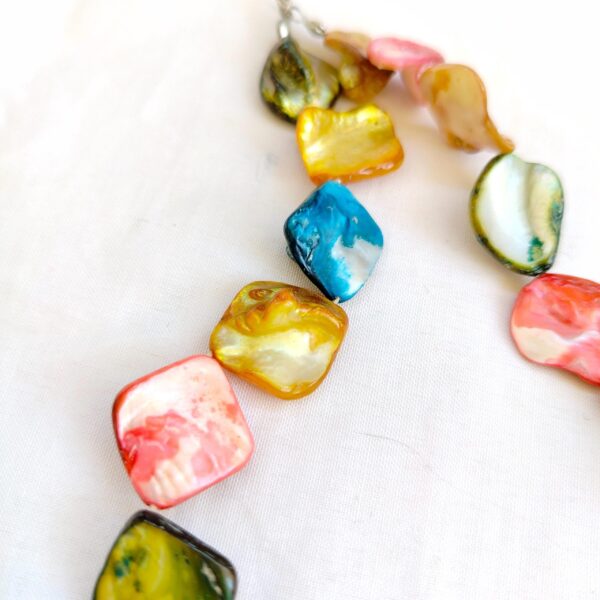 Boho Chic Colorful Mix of Mother of Pearl Shell chunky Necklace - Image 5