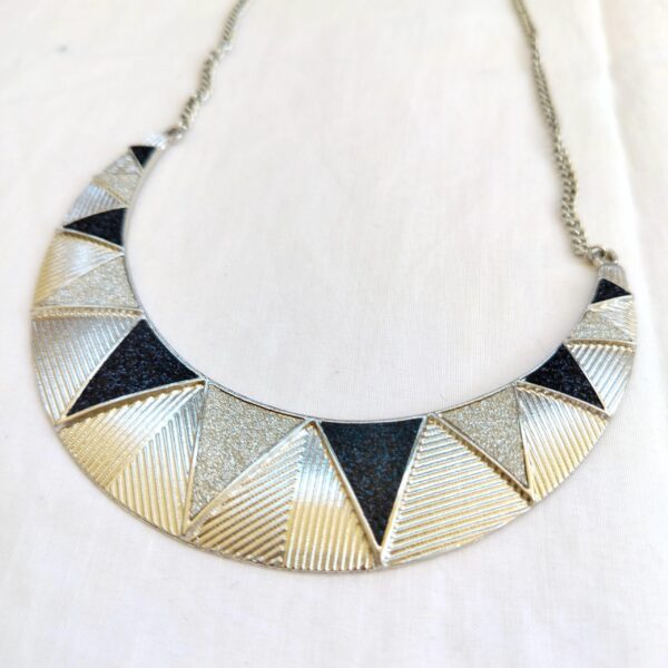 Vintage black and silver tone choker necklace - Image 4