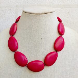 Lovely bohemian red plastic bead chunky bib necklace