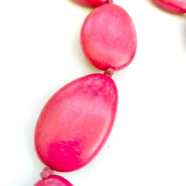 Lovely bohemian red plastic bead chunky bib necklace - Image 4