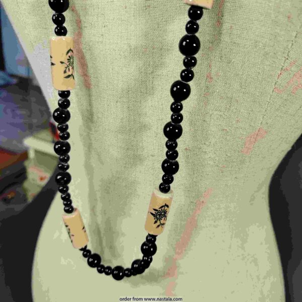 Vintage Long Beaded Necklace with Hand-Painted Bamboo Accents – Black & Beige - Image 3