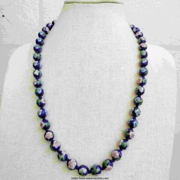 Vintage Cloisonné Beaded Necklace with Hand-Painted Floral Design