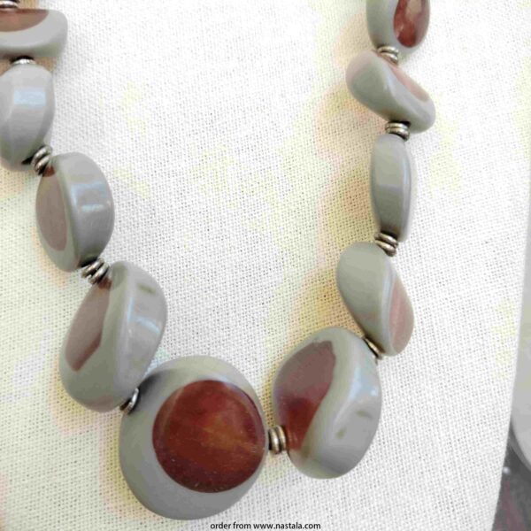 Grey and Maroon Abstract Disc Bead Necklace - Image 4