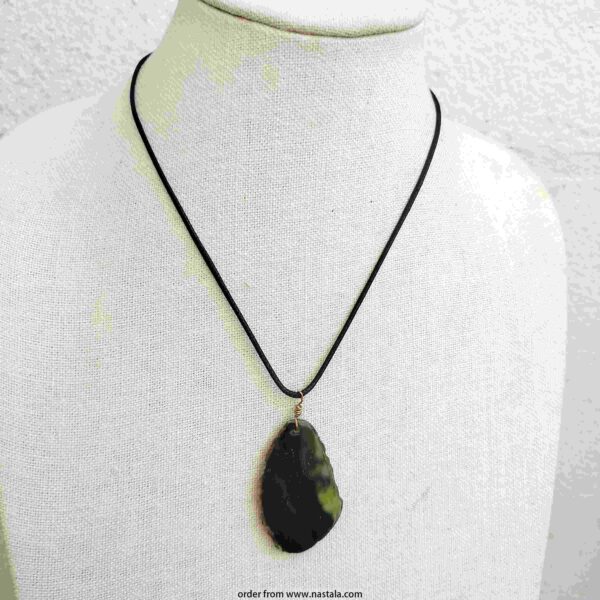 Polished Black Agate Slice Pendant Necklace – Natural Stone on Adjustable Cord