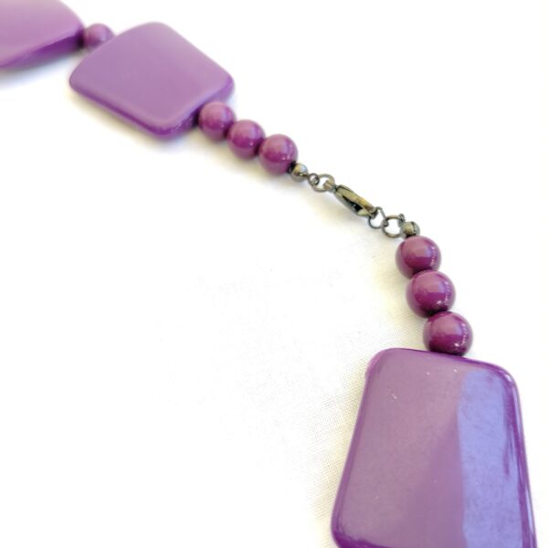 Bold Purple Geometric Beaded Necklace - Image 2