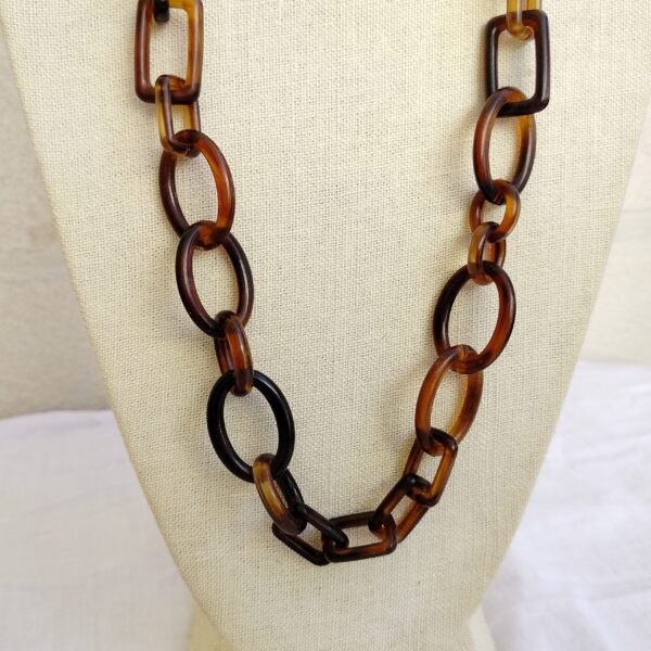 Faux Tortoiseshell Link Necklace - Image 2