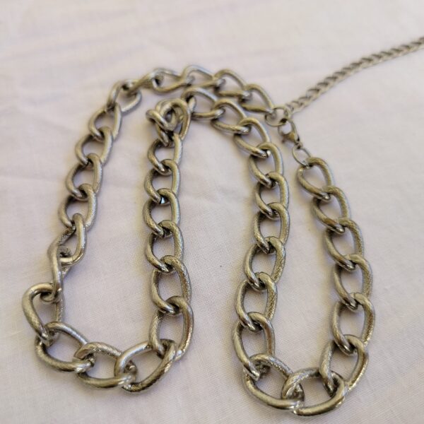 Chunky Silver Chain Necklace - Image 2