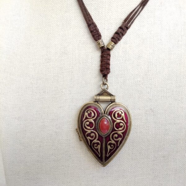 Vintage Heart Locket Necklace with Engraved Quotes and Red Gemstone - Image 2