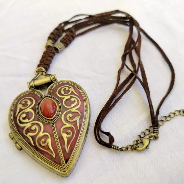 Vintage Heart Locket Necklace with Engraved Quotes and Red Gemstone - Image 5