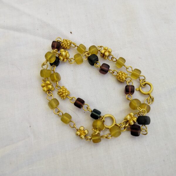 Vintage Style Multi-Colored Bead Bracelet - Image 2