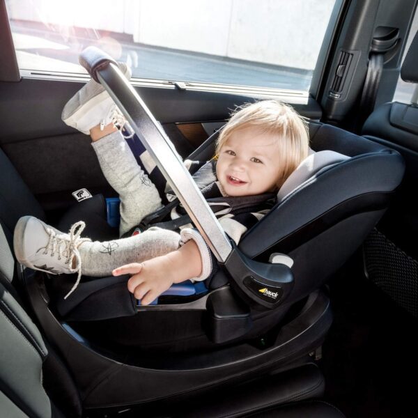 Hauck Ipro Baby I-Size Carrier With Two Piece Newborn Reducer, Evolutive, Lightweight, Compatible Isofix Base, Car Seat For Group 0+ Up To 13 Kg, Black - Image 15
