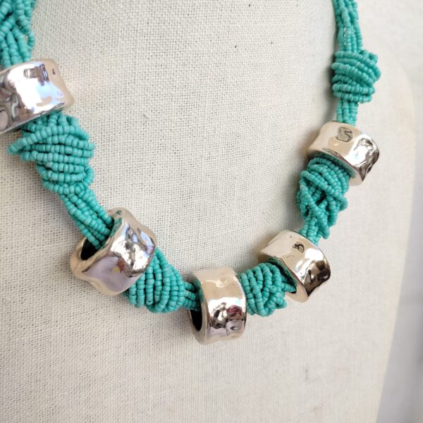 Hanade blue beads necklace - Image 2