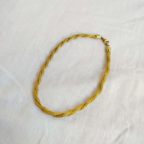 Bracelet