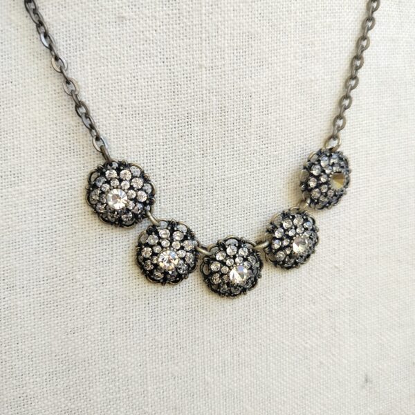 Silver Flower Necklace with Rhinestones - قلادة زهور فضية مع حبات الراين - Image 2