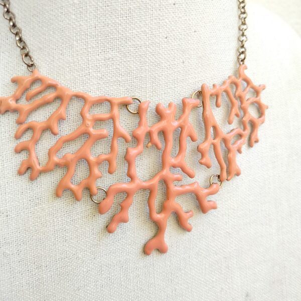 Metal Coral Orange Necklace - Image 3