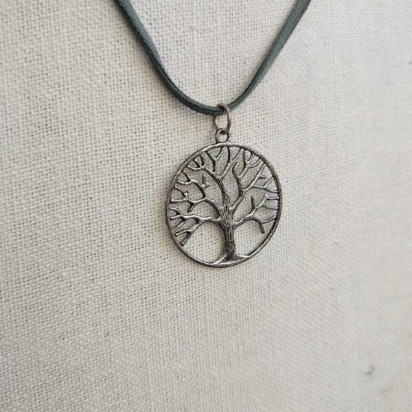 necklace - Image 3