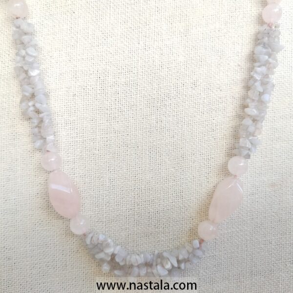 A necklace made with natural rose quartz and chip stones | قلادة مصنوعة من العقيق الوردي الطبيعي وحجارة الرقائق - Image 5