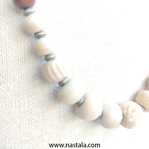Handcrafted Kuka Wood & Bone Bead Necklace – قلادة مصنوعة يدويًا من خشب كوكا والعظم - Image 5