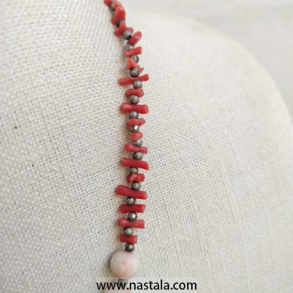 Handcrafted Natural Tunisian Coral & Stone Bead Necklace – قلادة مصنوعة يدويًا من المرجان التونسي الطبيعي والحجر - Image 3