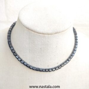 Handcrafted Hematite Square Bead Necklace – قلادة مصنوعة يدويًا من خرز الهيماتيت المربع