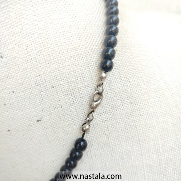 Handcrafted Black Onyx Bead Necklace – قلادة مصنوعة يدويًا من خرز العقيق الأسود - Image 2