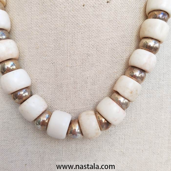 Chunky Cream and Silver Bead Necklace - Image 2