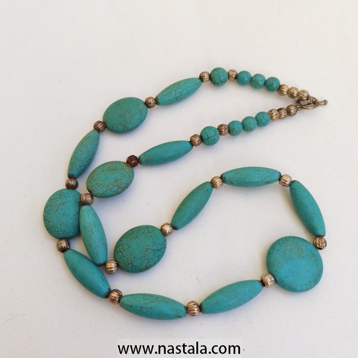 Turquoise Oval and Round Bead Necklace - Image 7